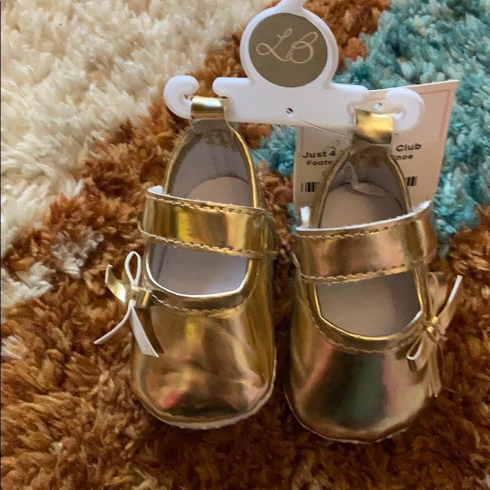 Gold flats 0-3 month